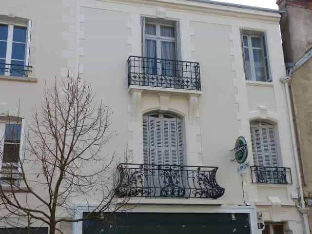 Condominium dans Tours, Indre-et-Loire 12429234
