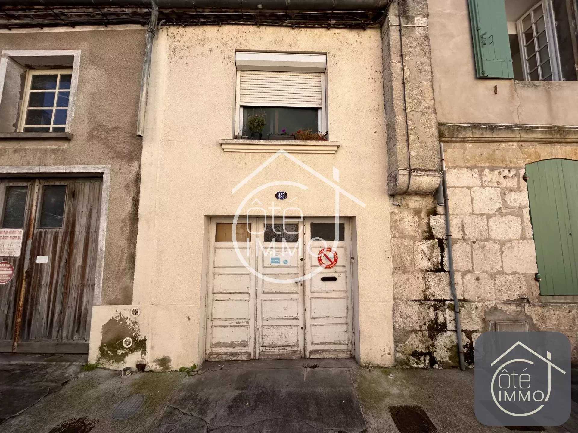 Квартира в Sainte-Foy-la-Grande, Nouvelle-Aquitaine 12429261