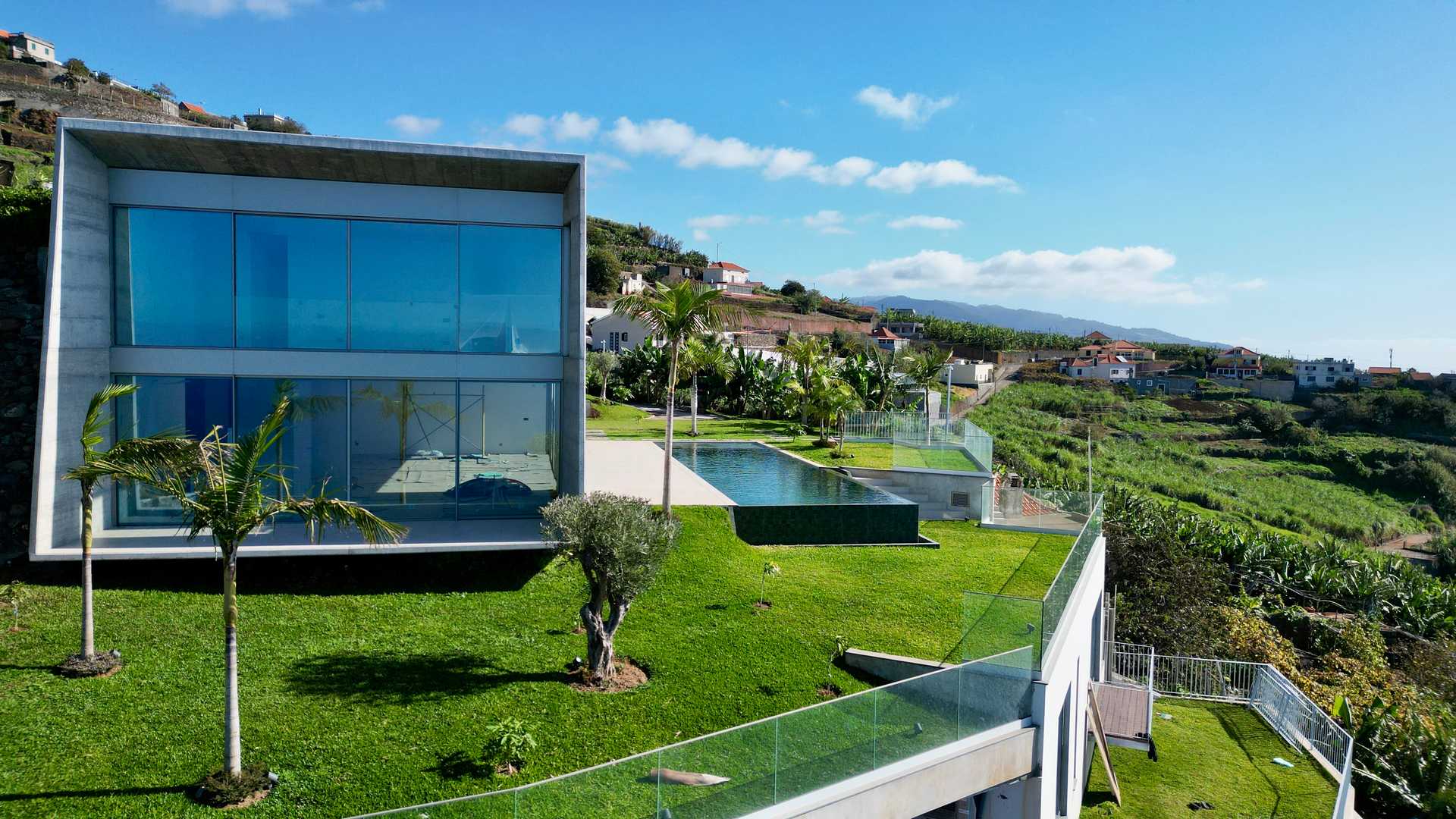 Talo sisään Ponta do Sol, Madeira 12429408