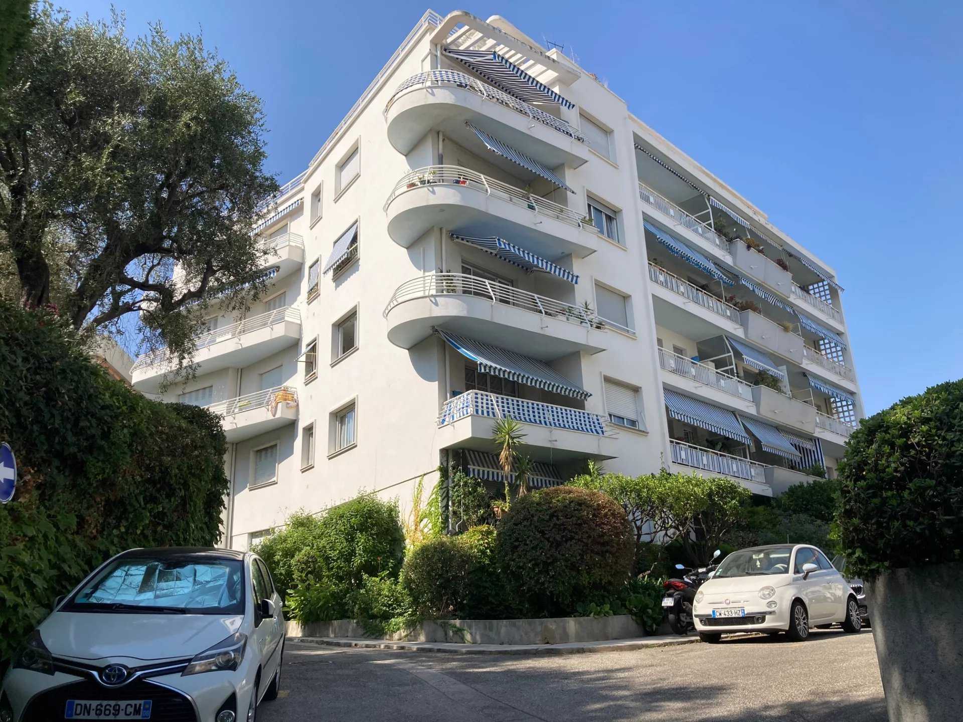 Residential in Nice, Alpes-Maritimes 12430066