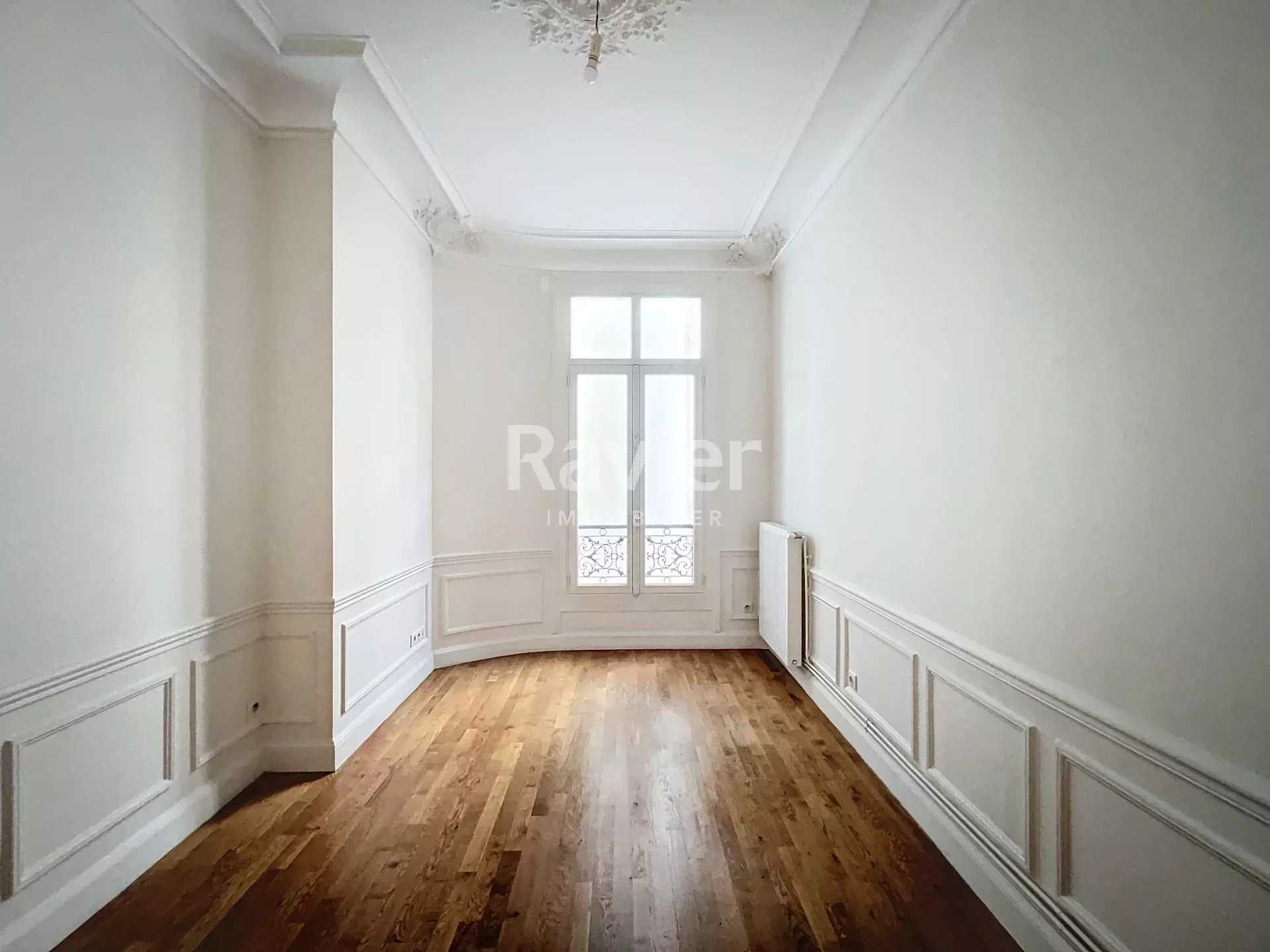 公寓 在 Paris 17ème, Paris 12430440