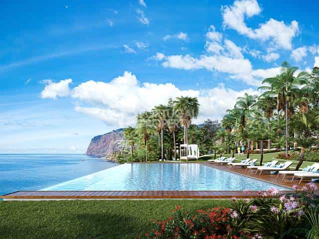 Condominium in Funchal, Madeira 12430513