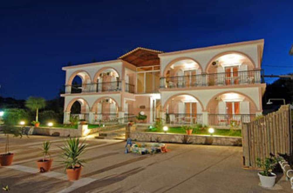 Condominium in Gaitani, Ionia Nisia 12430708