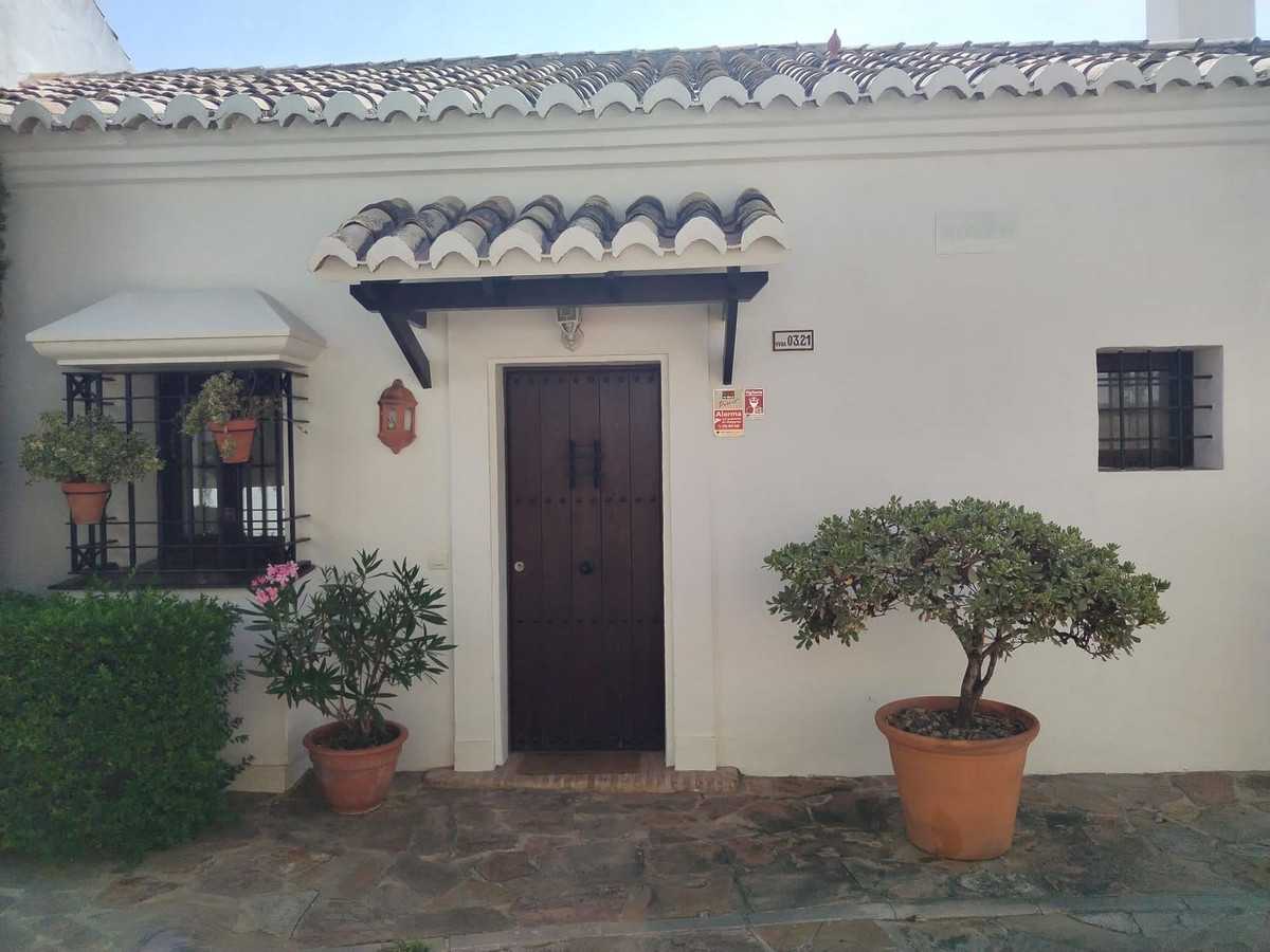 Condominium in Espinosa de los Monteros, Castille-Leon 12431141