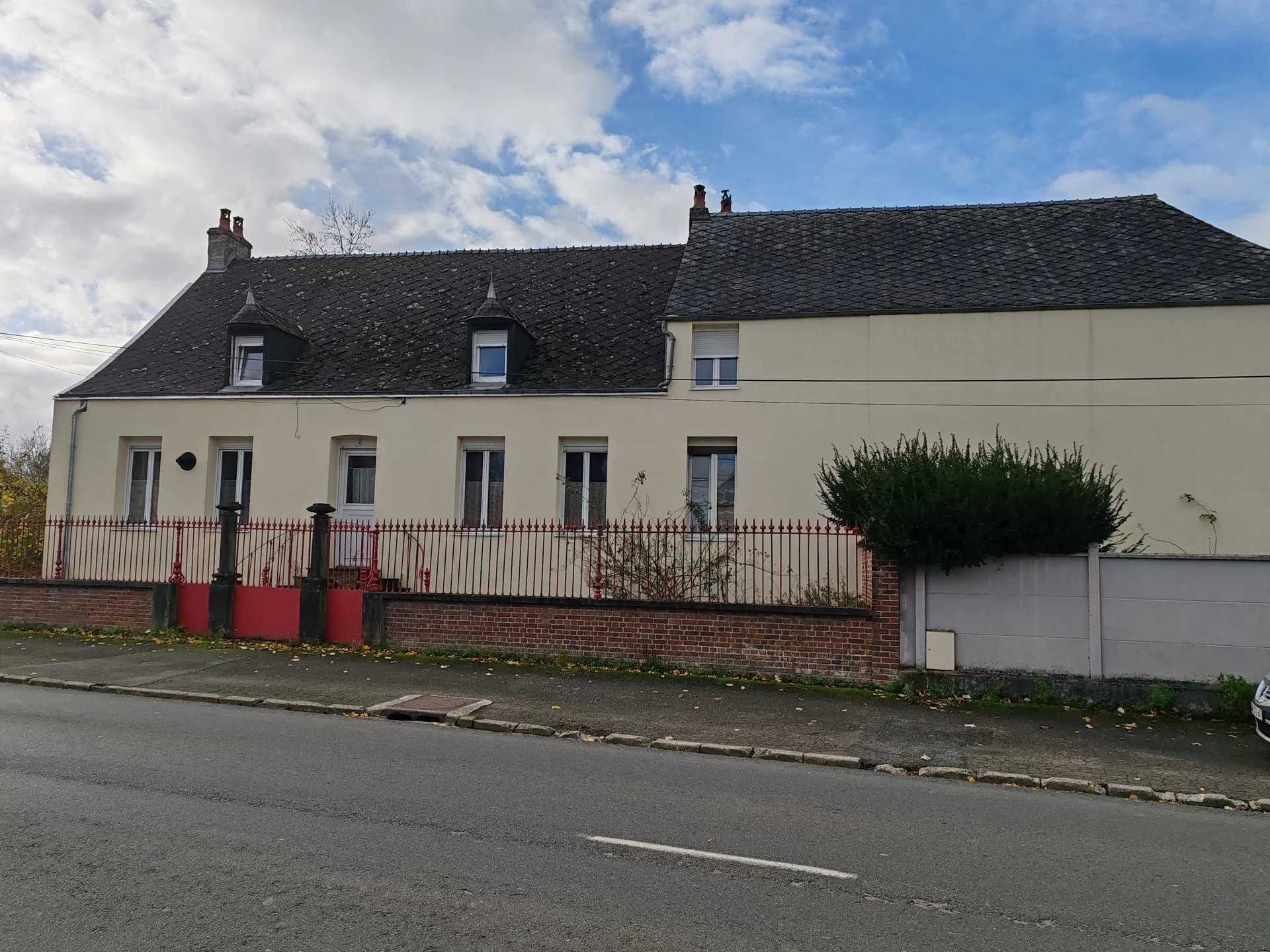Huis in Origny-en-Thierache, Hauts-de-France 12434135