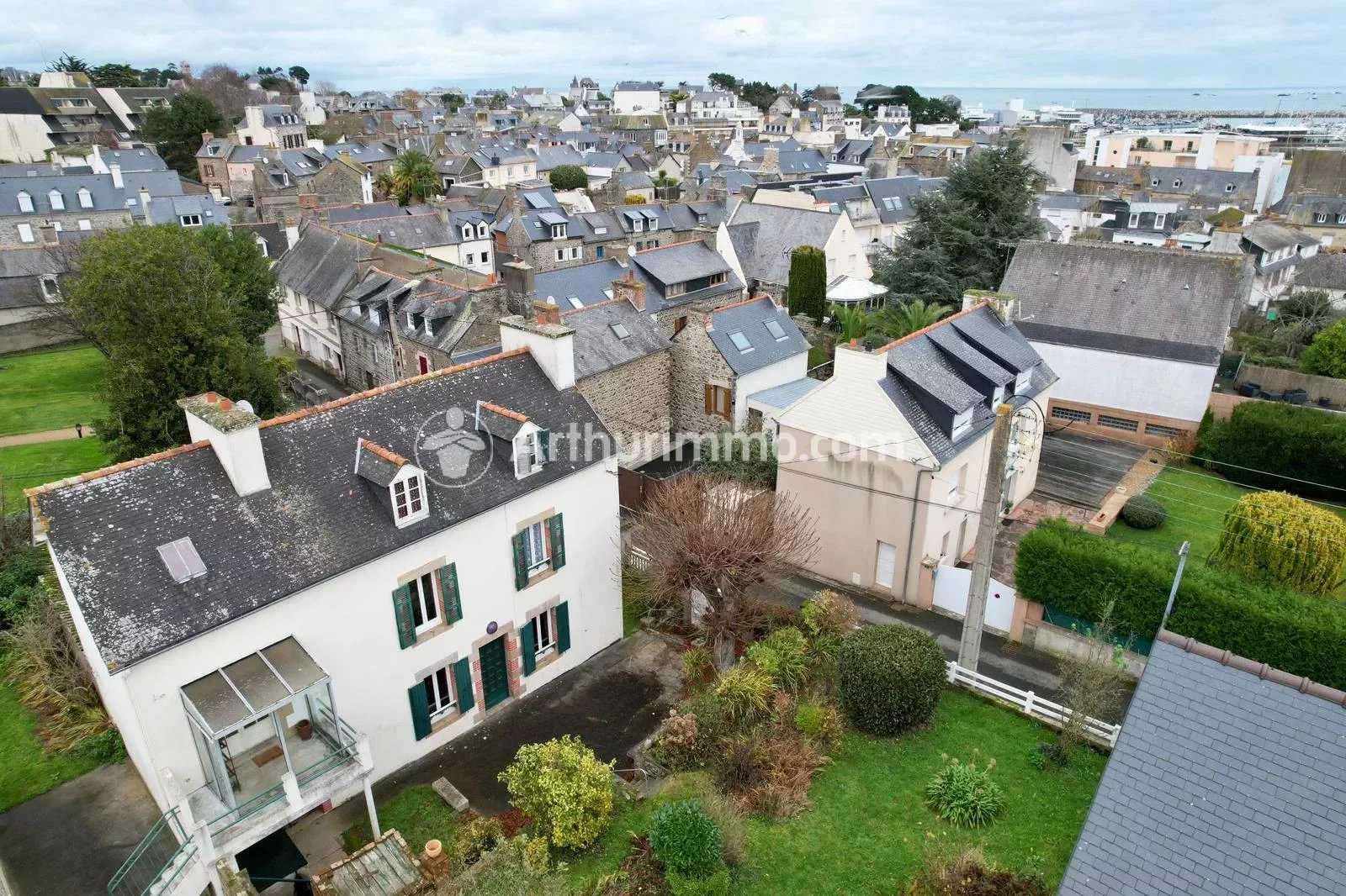 жилой дом в Saint-Quay-Portrieux, Bretagne 12434170