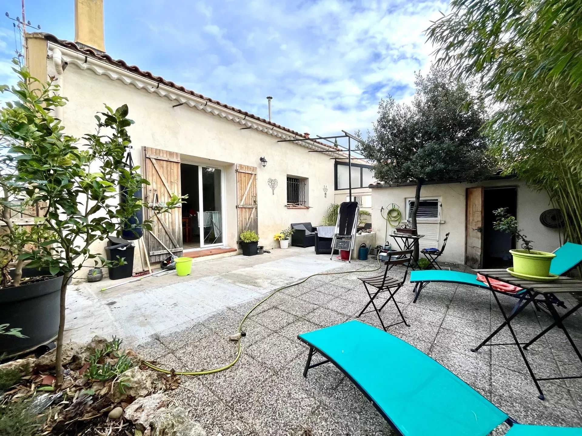 Huis in Toulon, Provence-Alpes-Côte d'Azur 12434178