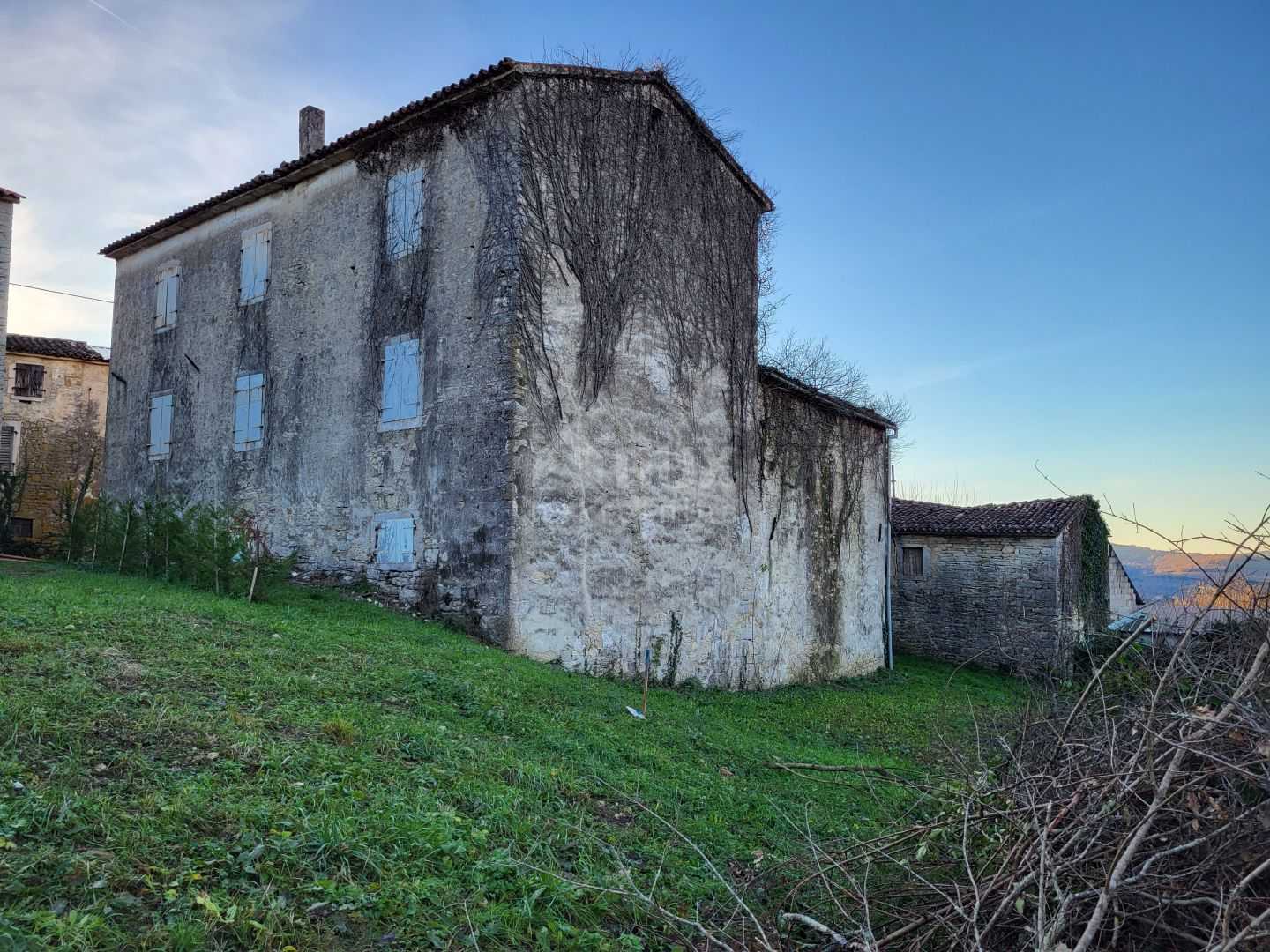 House in Motovun, Istarska Zupanija 12442064