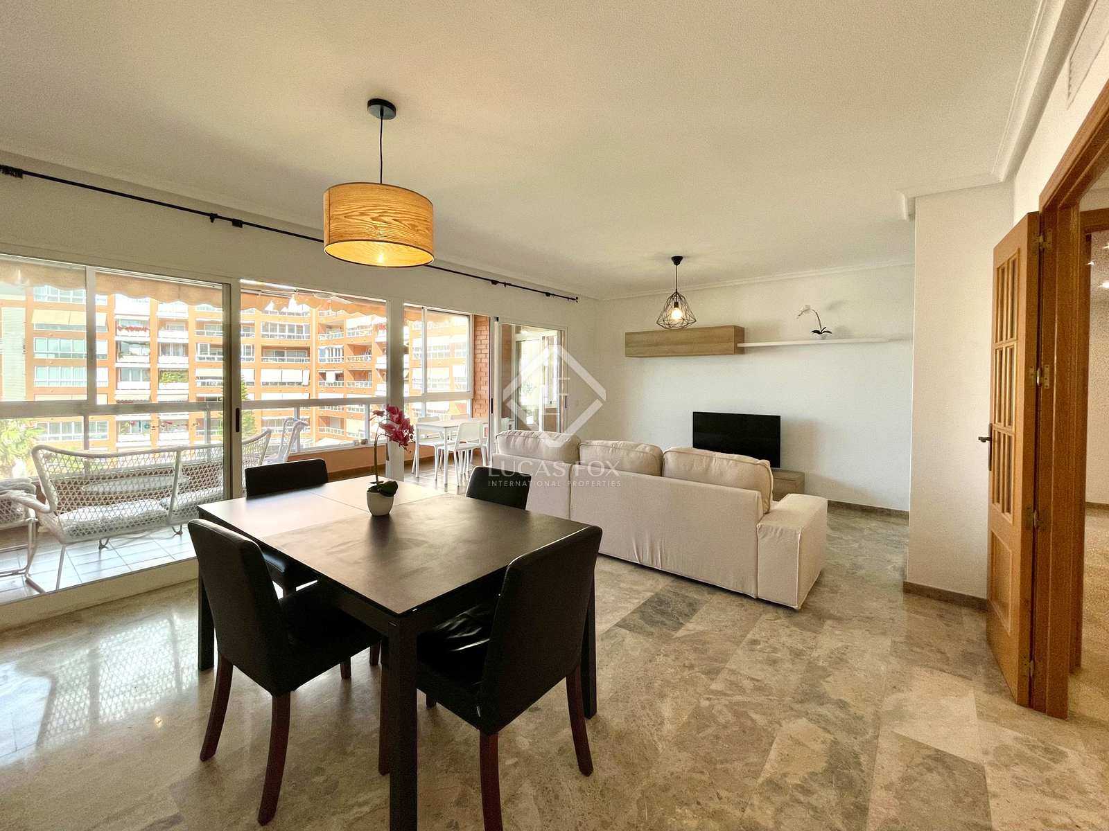 Condominium in Alicante, Valencia 12442183