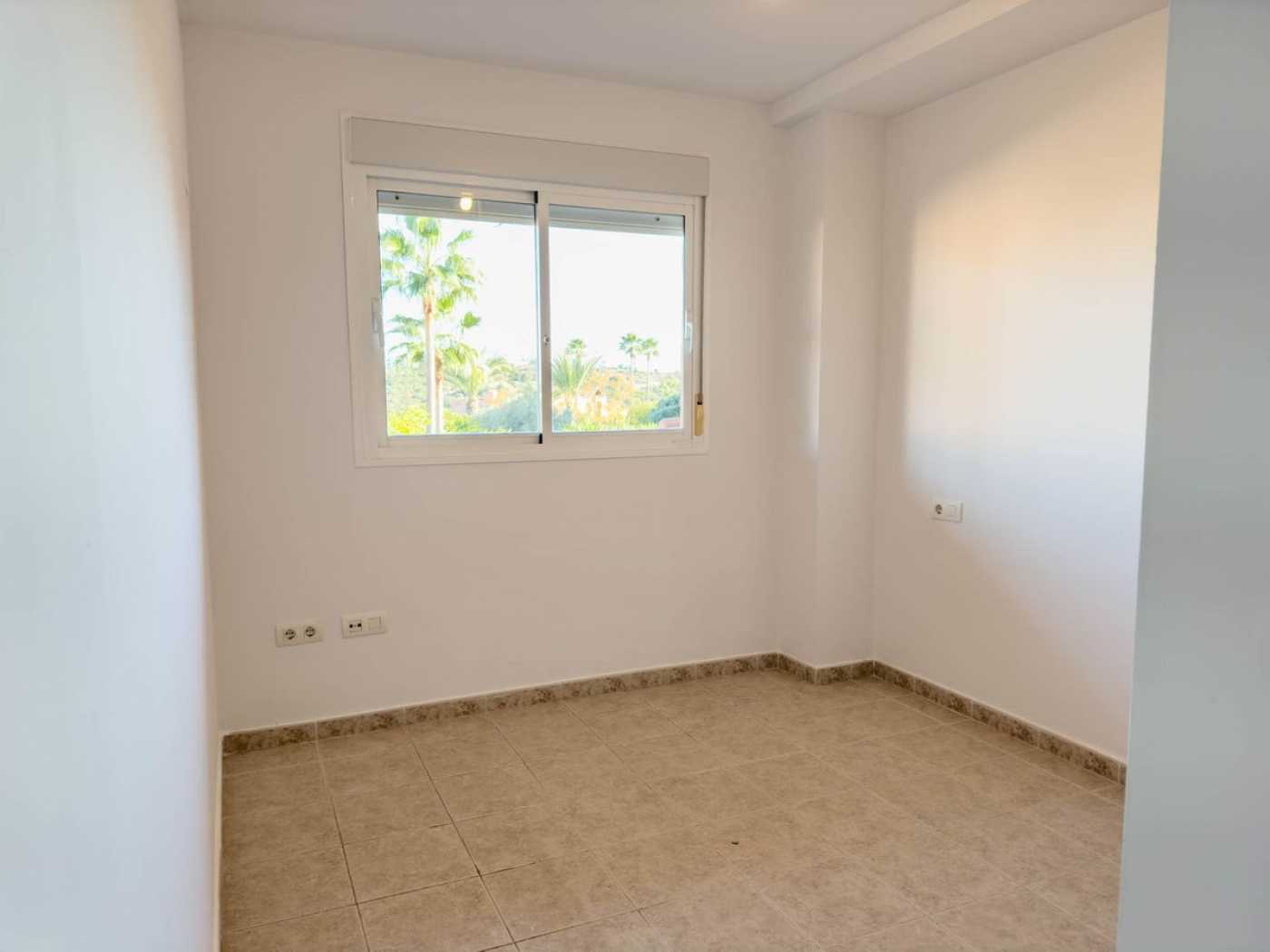 Condominium in Casares, Andalusia 12443099