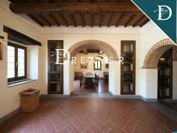 жилой дом в , Tuscany 12444017