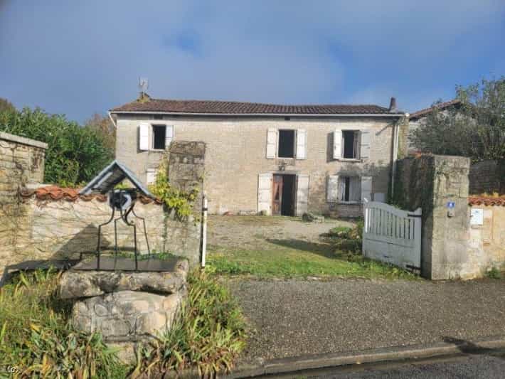 Rumah di La Faye, Nouvelle-Aquitaine 12444488