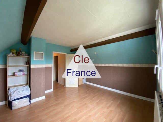 жилой дом в Briare, Centre-Val de Loire 12444528