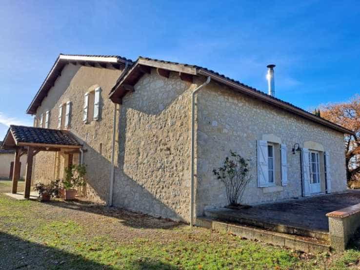 House in Condom, Occitanie 12445264