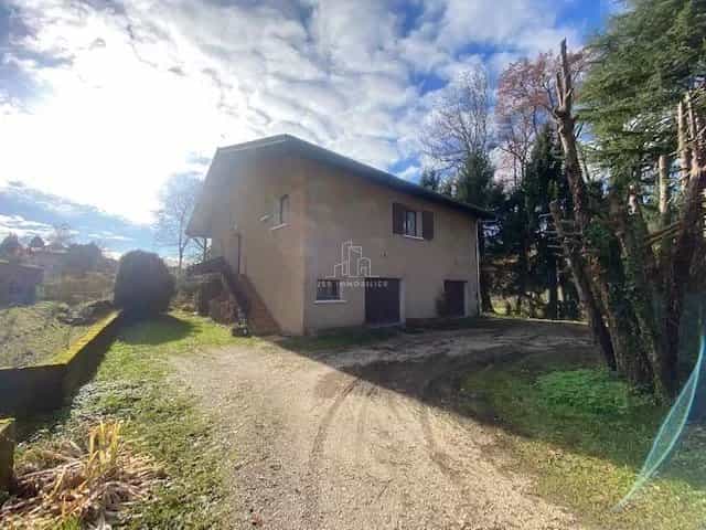 Residential in Grésy-sur-Aix, Savoie 12445864