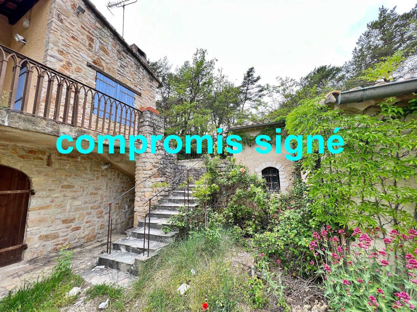 σπίτι σε Niozelles, Provence-Alpes-Côte d'Azur 12446742