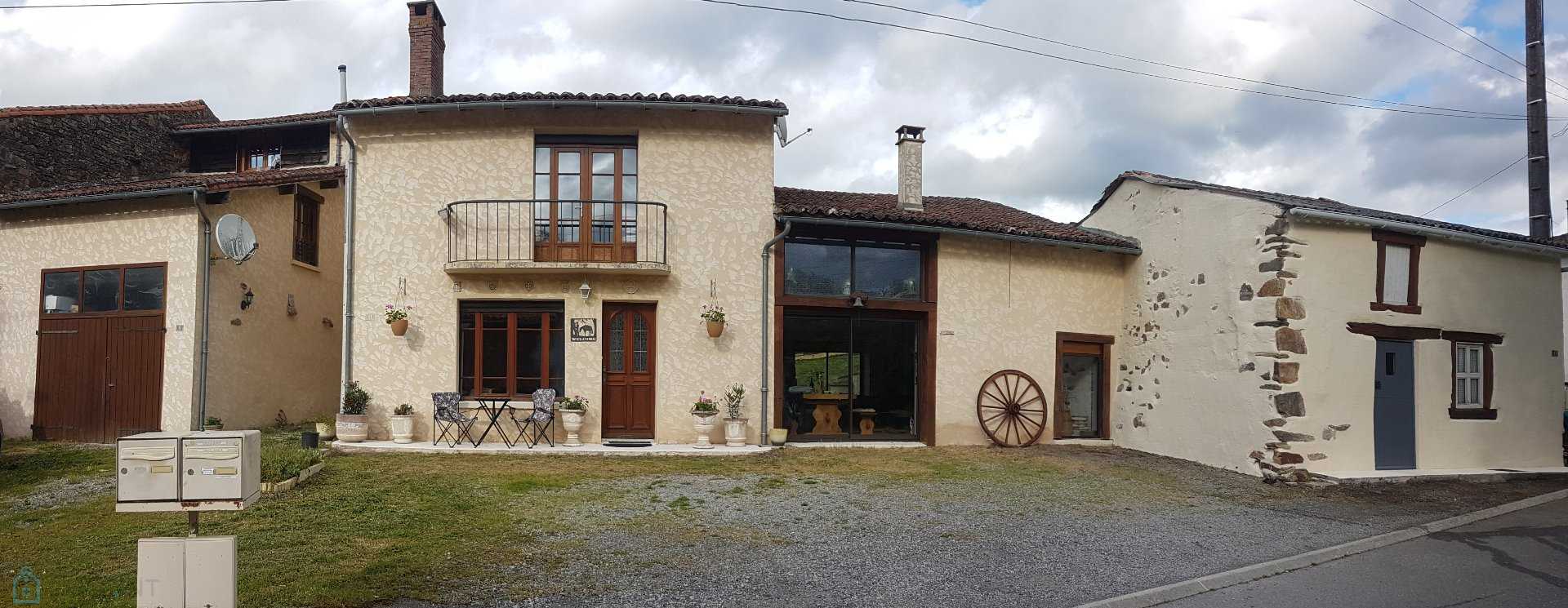 Andere in Bellac, Nouvelle-Aquitaine 12446768