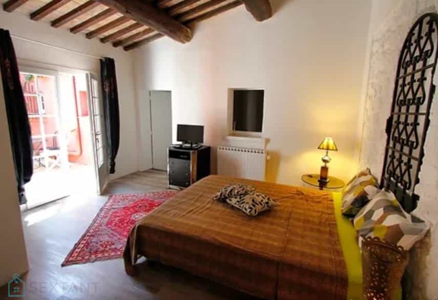 σπίτι σε Le Plan-de-la-Tour, Provence-Alpes-Cote d'Azur 12446771
