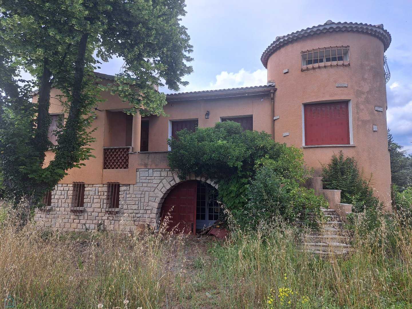 房子 在 Allauch, Provence-Alpes-Cote d'Azur 12446775