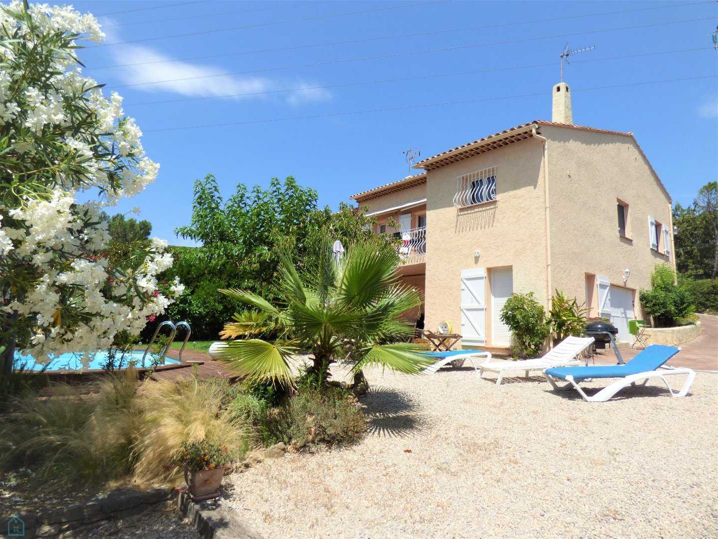 Résidentiel dans Fréjus, Provence-Alpes-Côte d'Azur 12446793