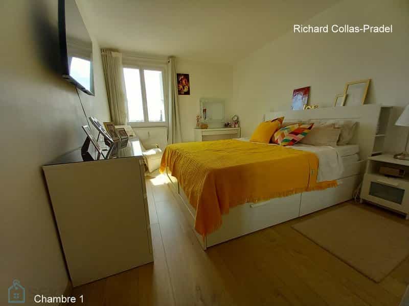 公寓 在 Clermont-Ferrand, Auvergne-Rhône-Alpes 12446803