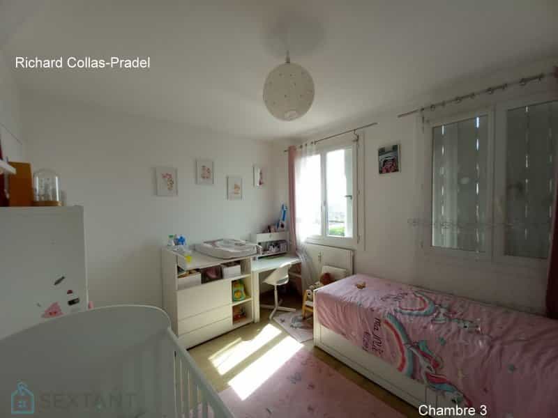 公寓 在 Clermont-Ferrand, Auvergne-Rhône-Alpes 12446803