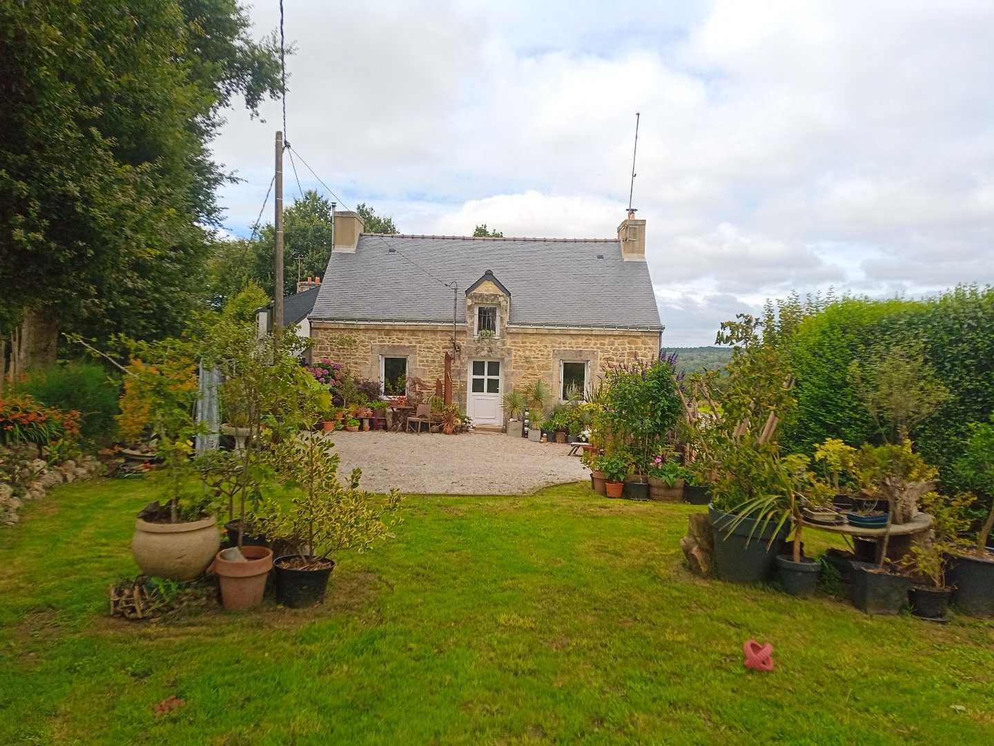 House in Plumeliau, Bretagne 12446848