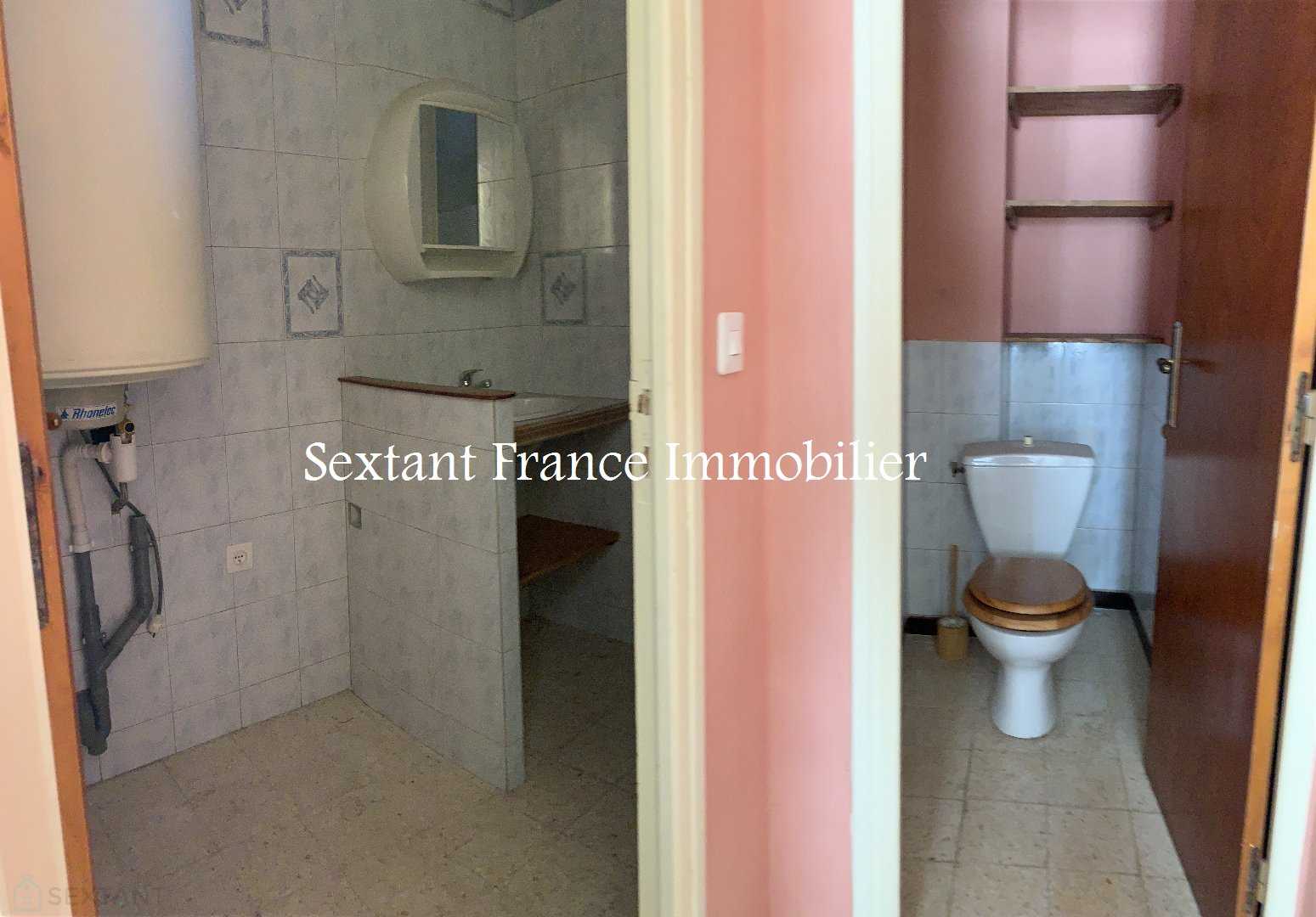 Kondominium dalam Estoublon, Provence-Alpes-Côte d'Azur 12446860