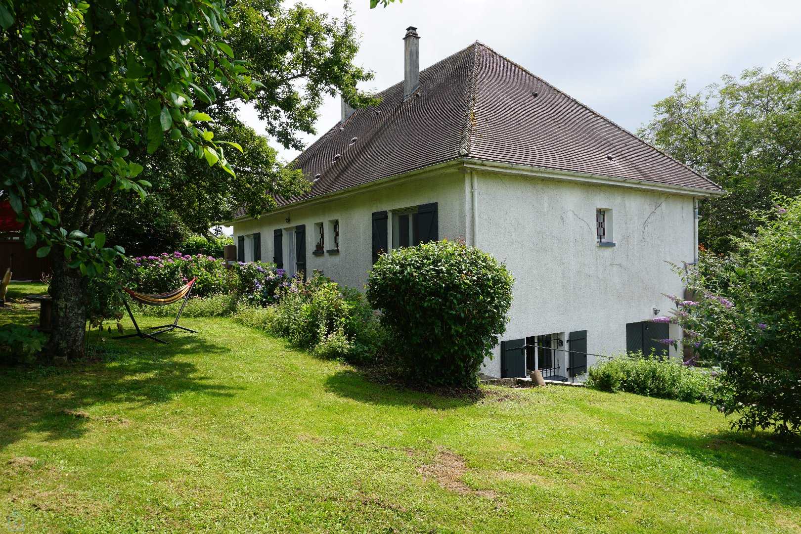 House in Jumilhac-le-Grand, Nouvelle-Aquitaine 12446867