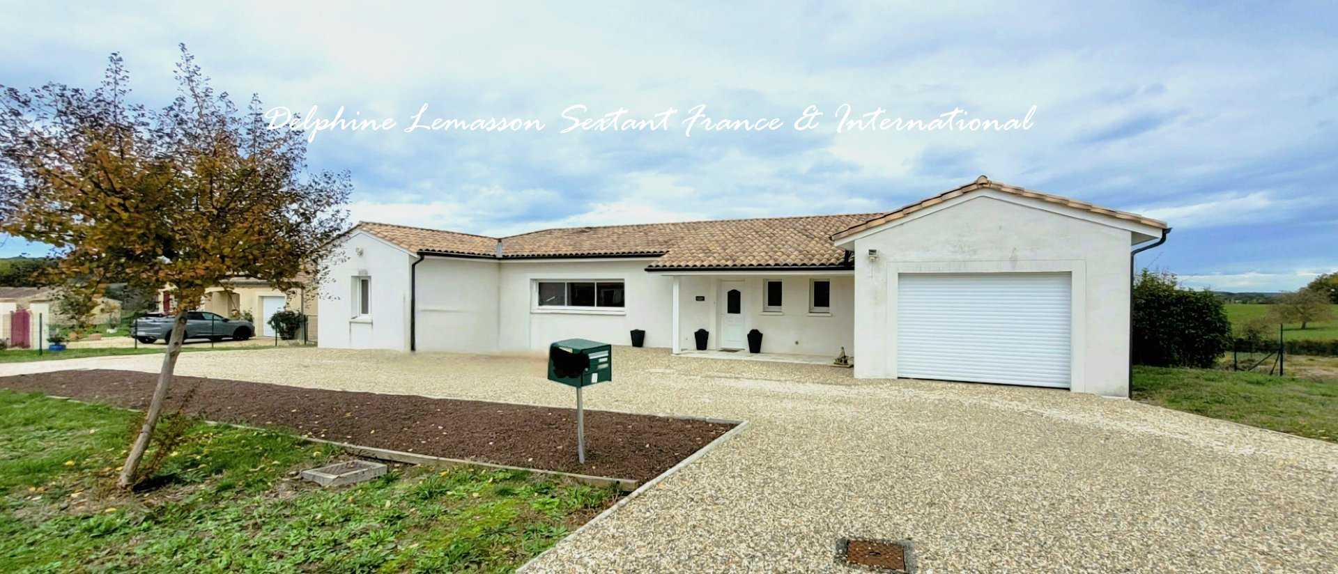 House in Sigoules, Nouvelle-Aquitaine 12447080