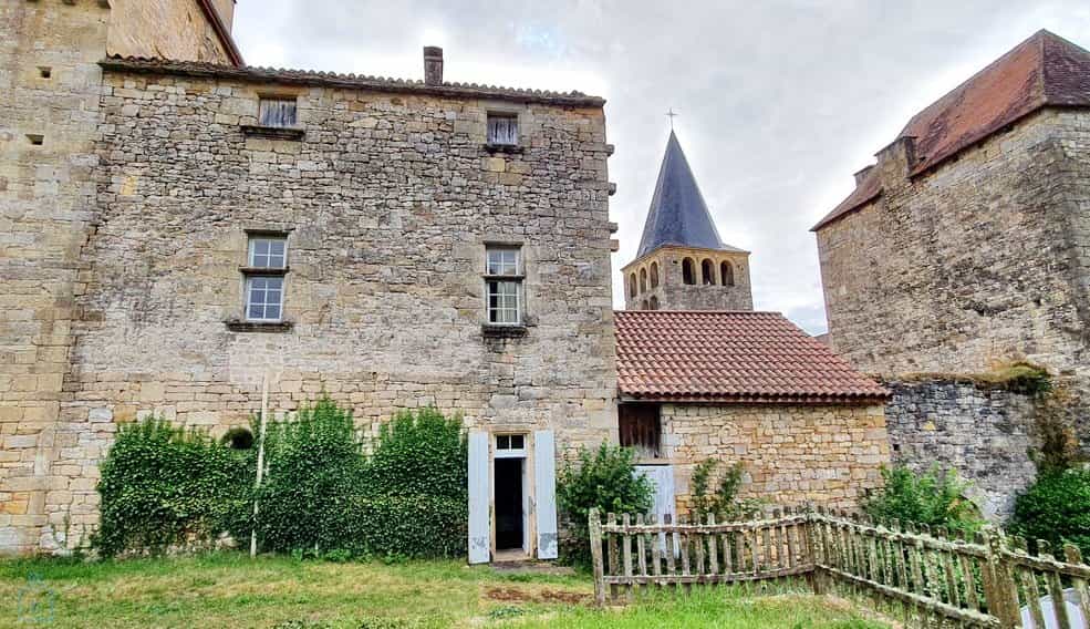 House in Saint-Pompont, Nouvelle-Aquitaine 12447086