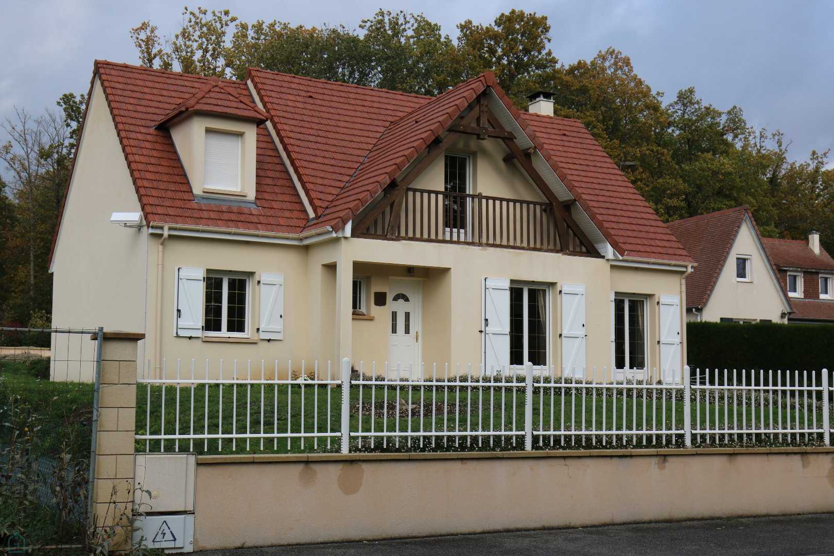 Huis in Saint-Sébastien-de-Morsent, Normandy 12447174