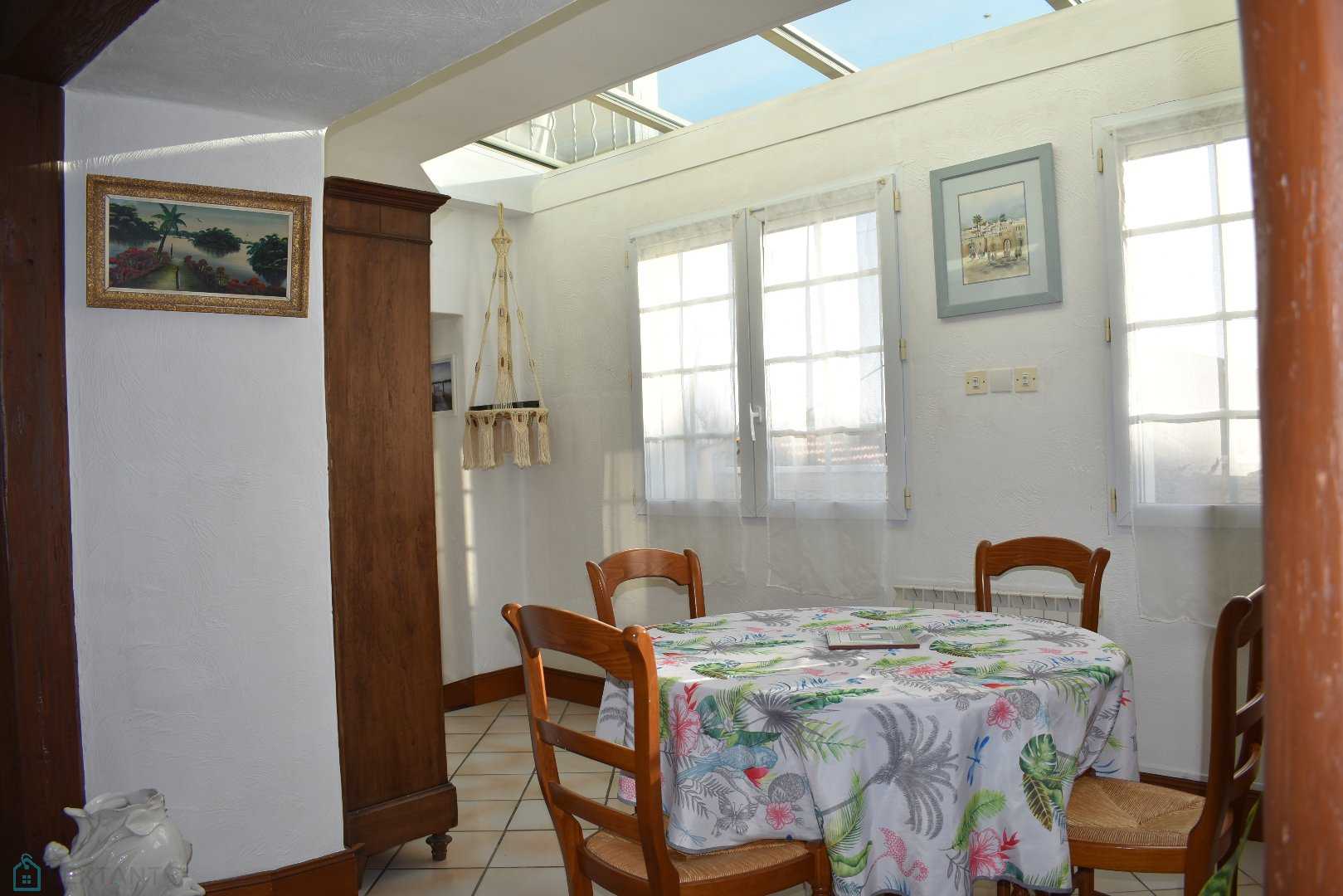 rumah dalam Saint-Froult, Nouvelle-Aquitaine 12447438