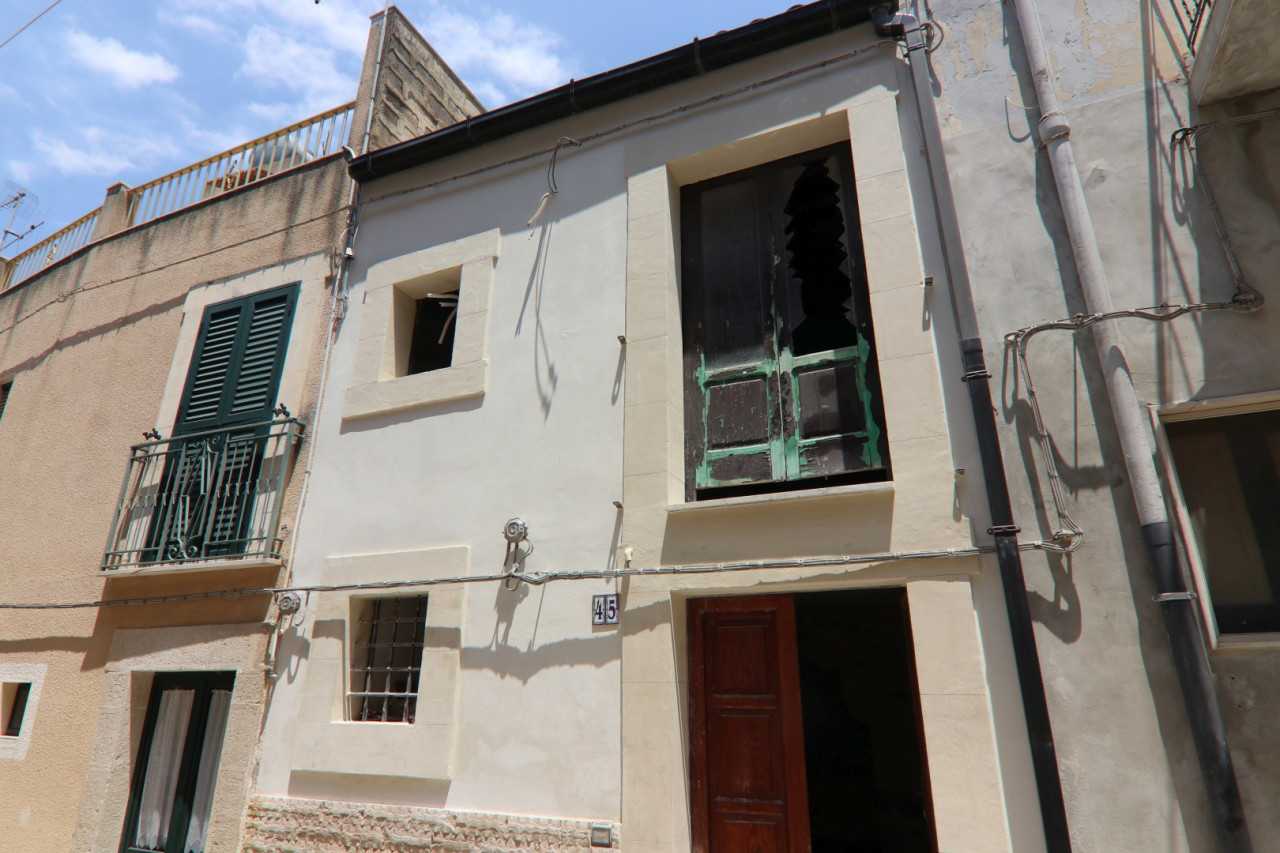 House in Scicli, Sicilia 12447541