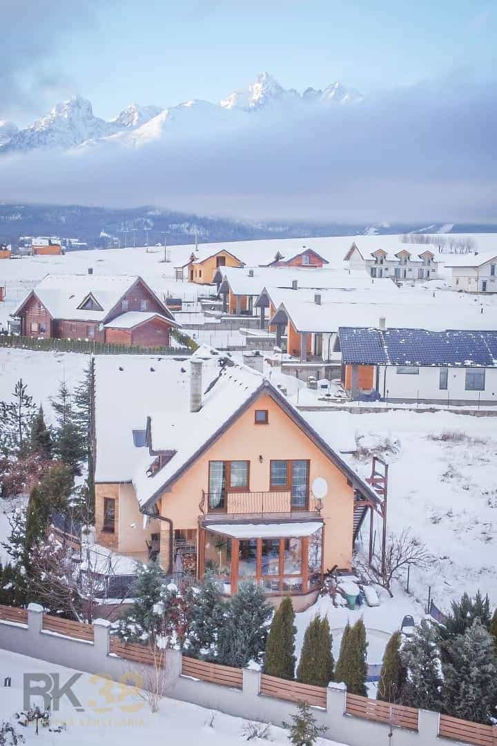 Condominium in Stara Lesna, Presovsky 12448477