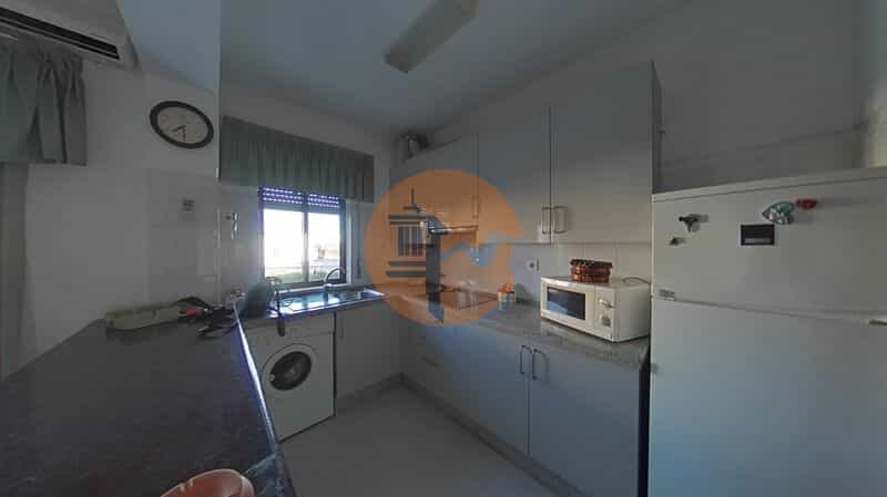Condominium in Venda Nova, Faro 12449806