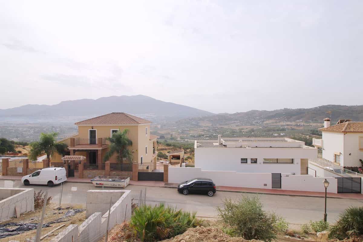жилой дом в Coín, Andalusia 12451010