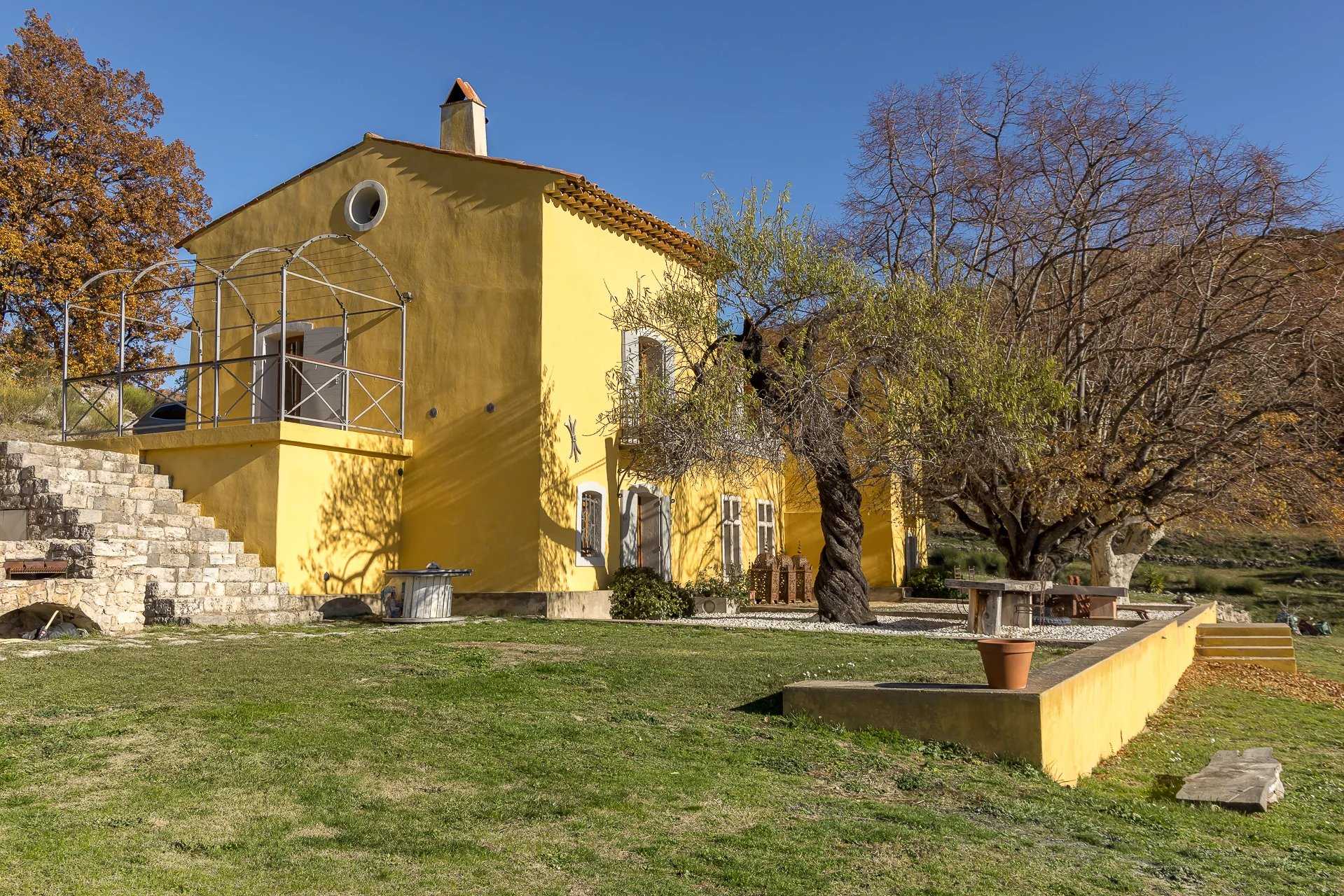 casa en Seillans, Provence-Alpes-Cote d'Azur 12451377