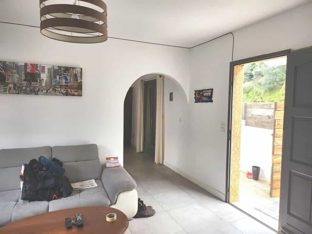 بيت في Eccica-Suarella, Corse-du-Sud 12452095