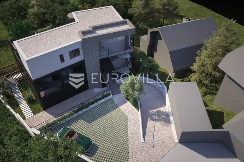 House in Zagreb,  12452190