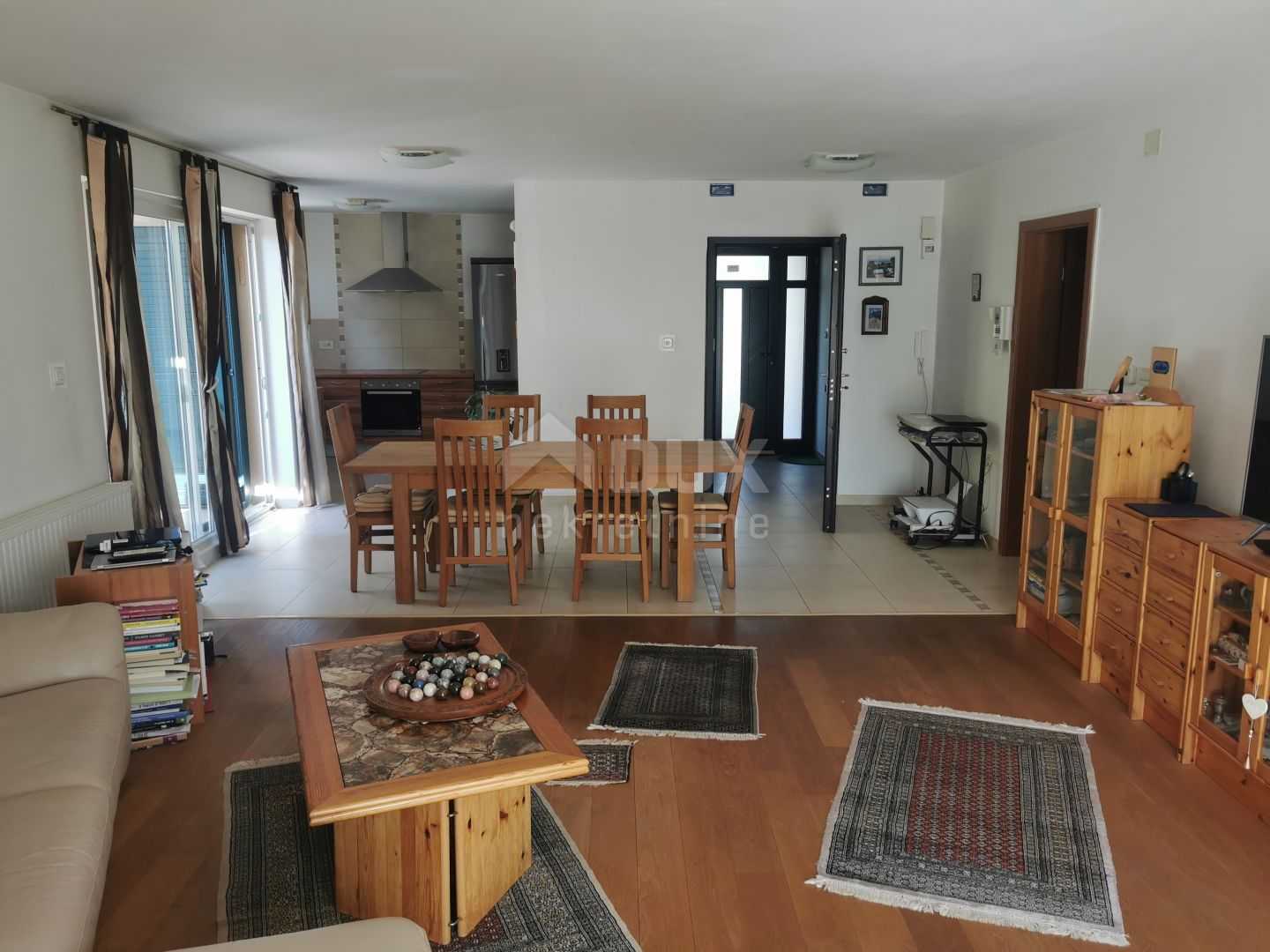 жилой дом в Rijeka, Primorsko-goranska županija 12452217