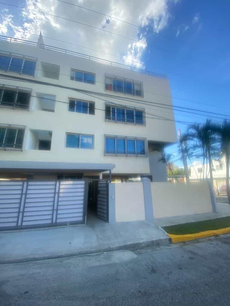 公寓 在 Santo Domingo,  12453860