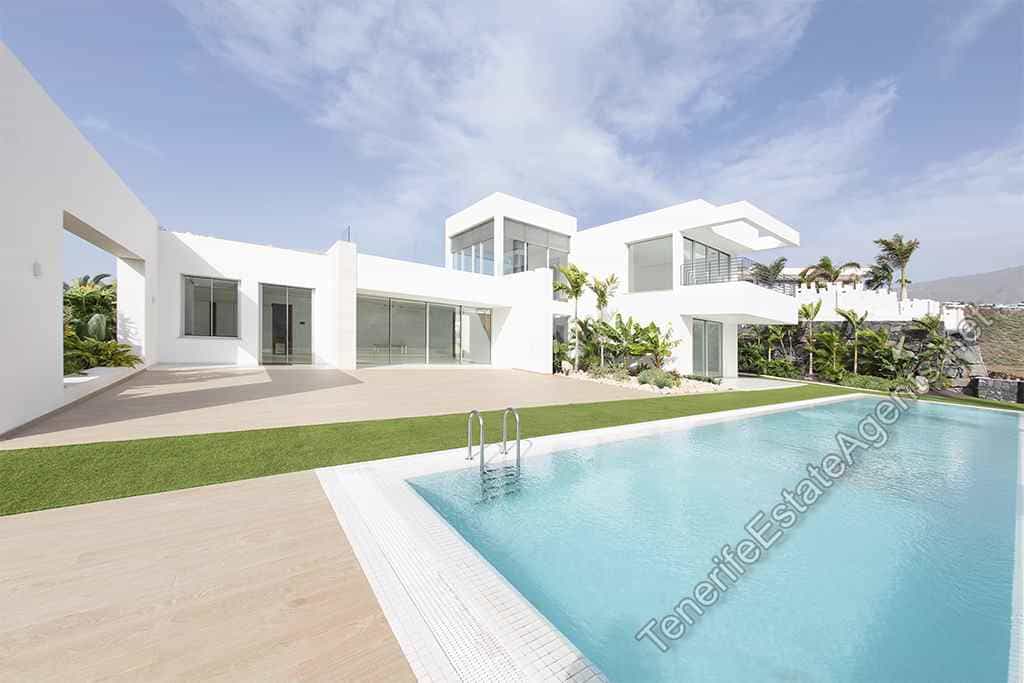 House in El Guincho, Canary Islands 12454220