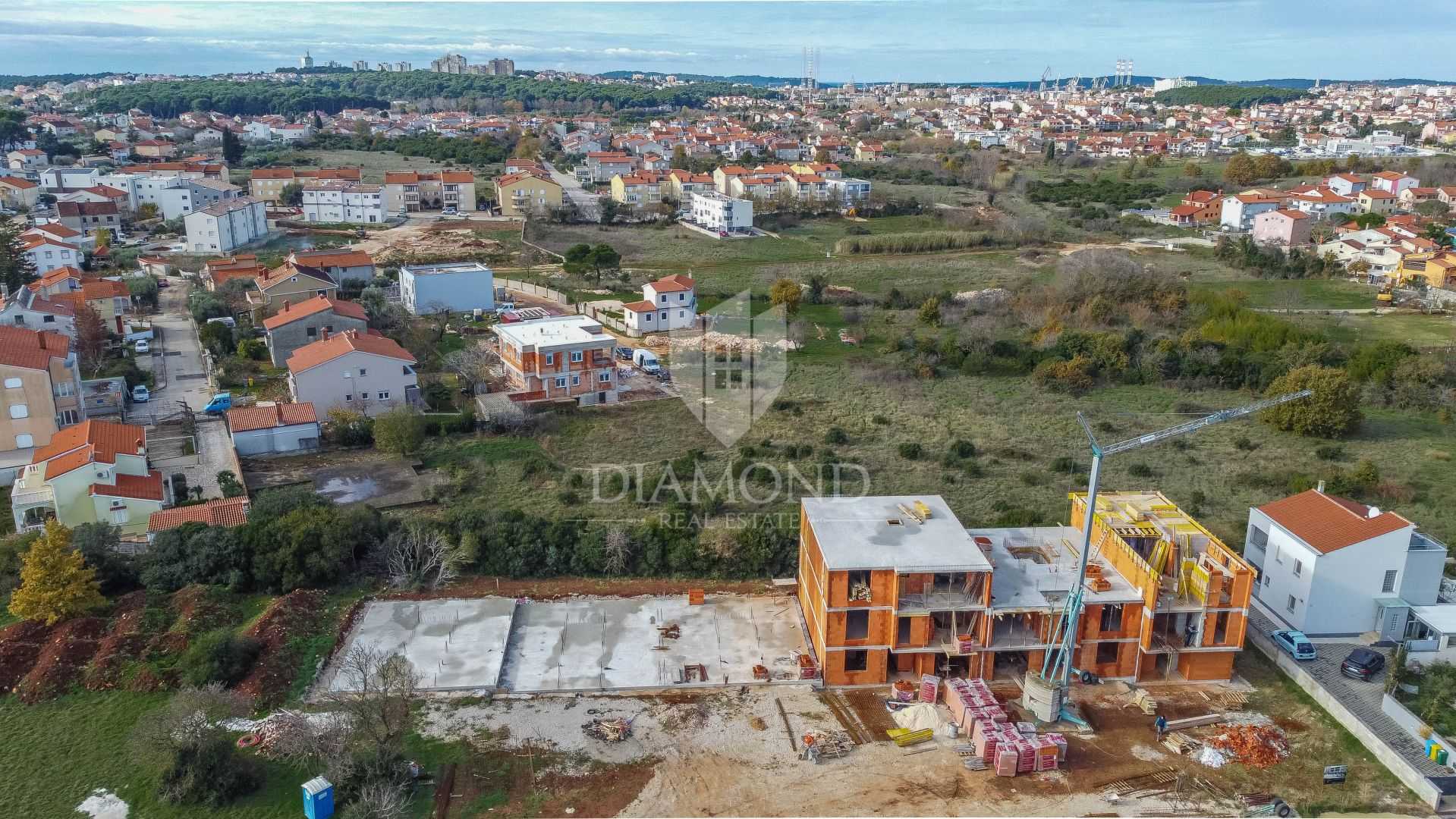 Condominium in Valdebek, Istarska Zupanija 12456073