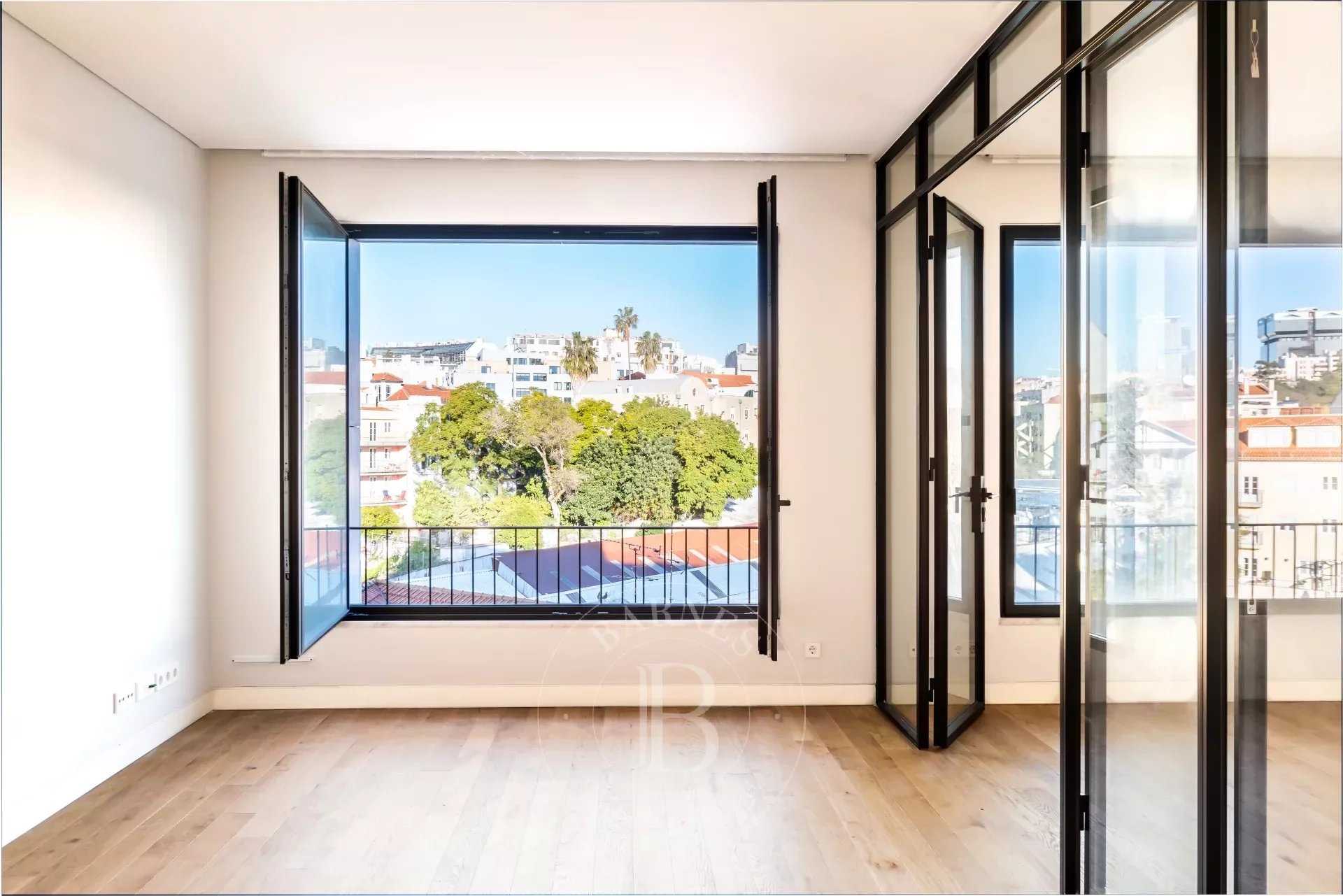 Condominium in Campolide, Lissabon 12456924