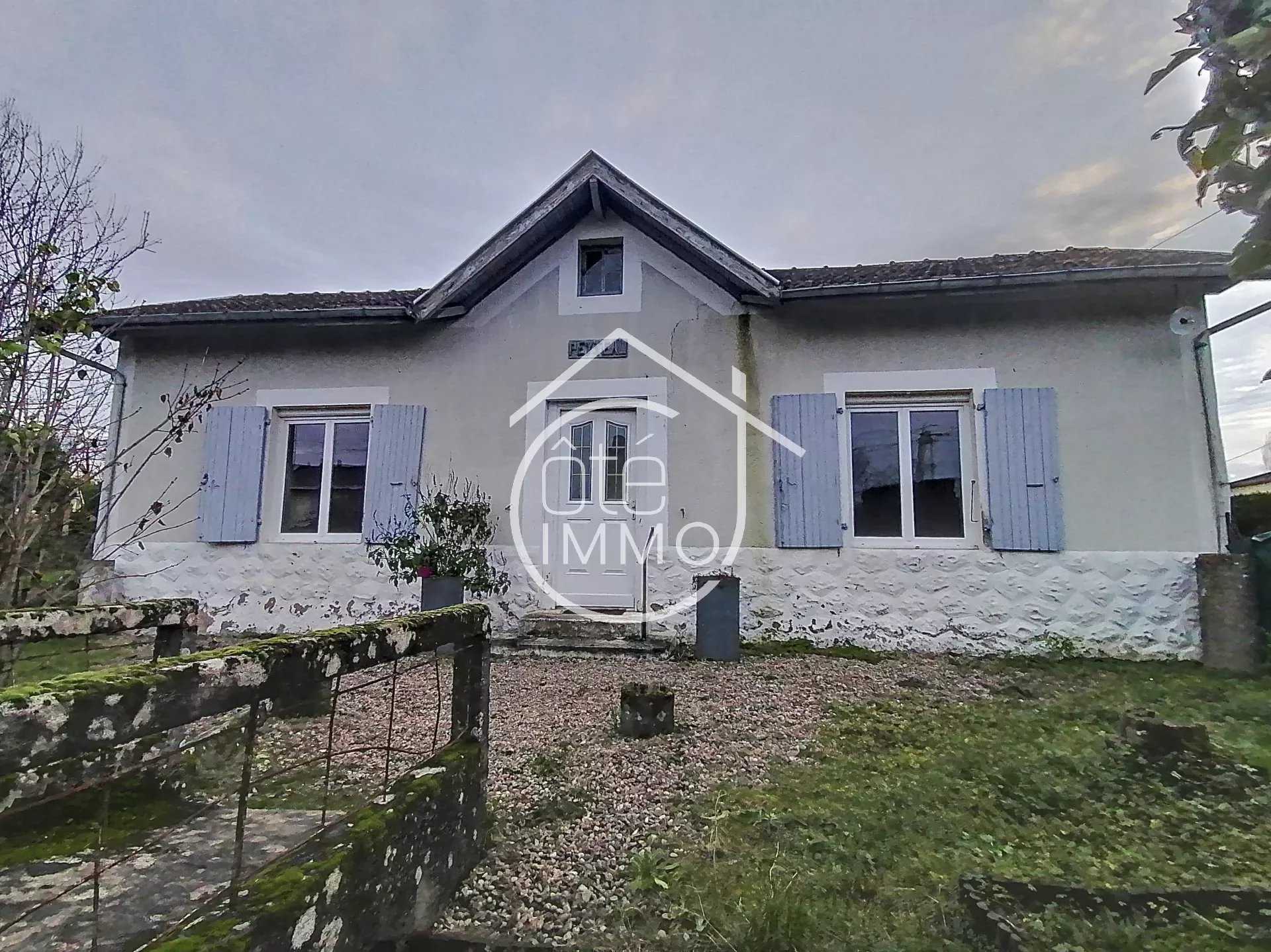 Talo sisään Pineuilh, Nouvelle-Aquitaine 12457011