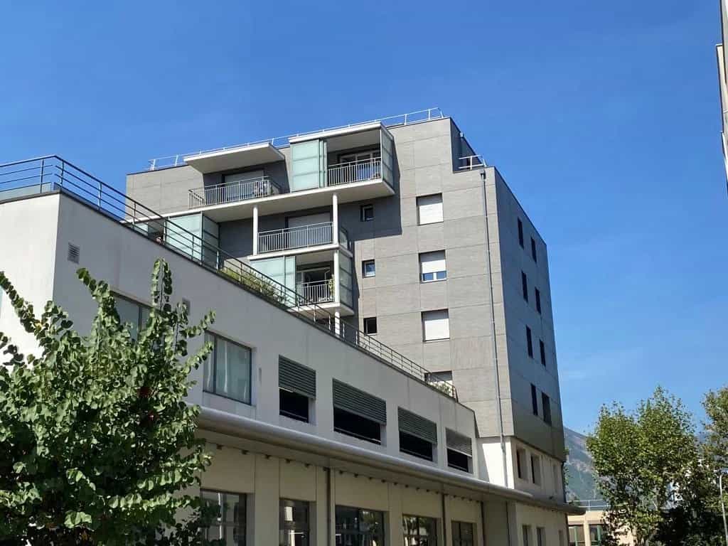Condominium dans Grenoble, Isère 12457032