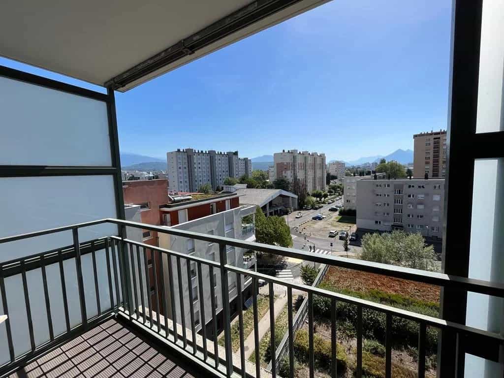 Condominio en Grenoble, Isère 12457032