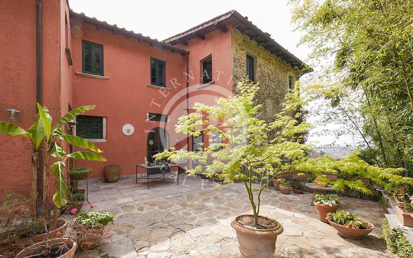жилой дом в Пьетрасанта, Тоскана 12457095