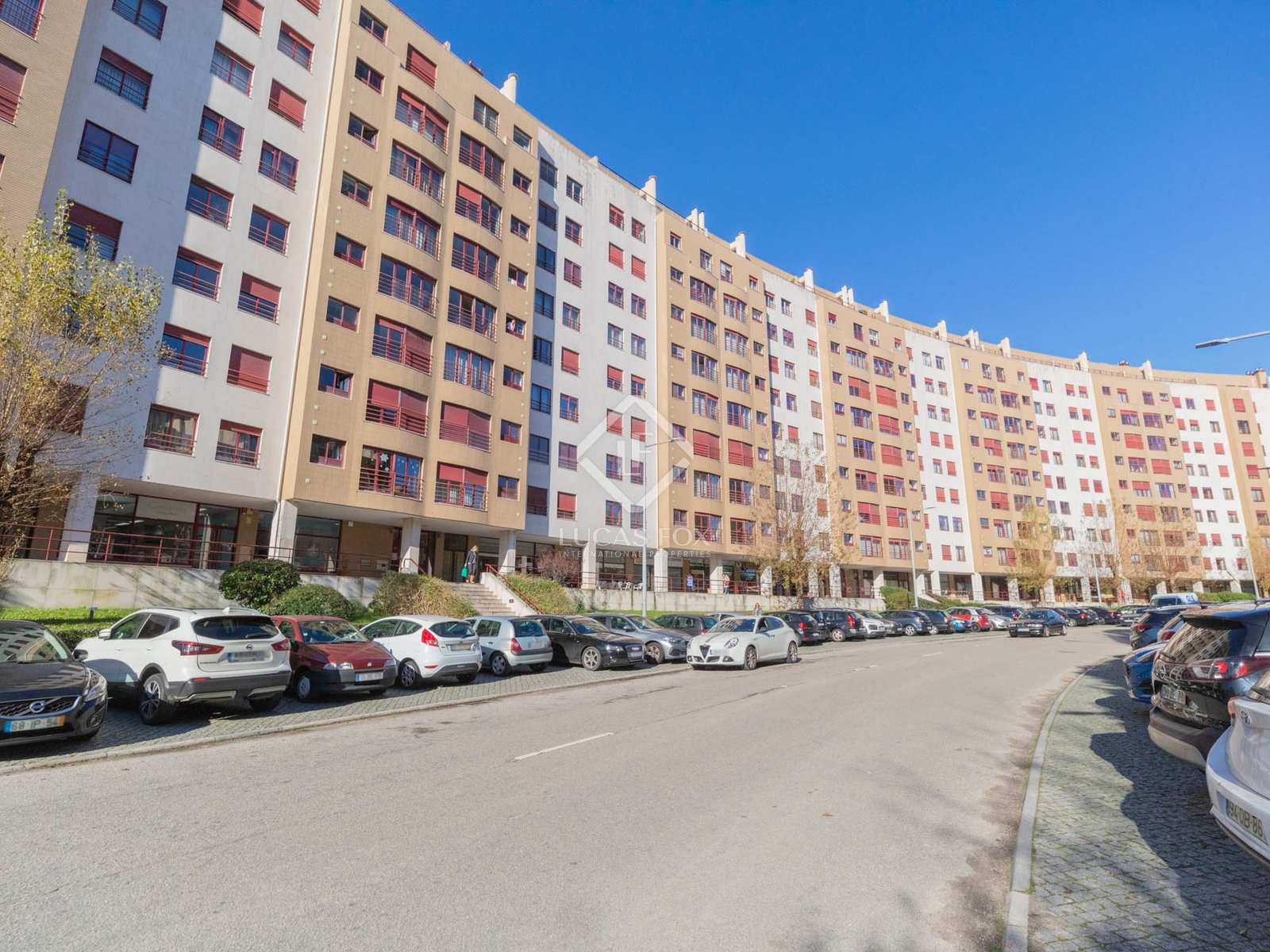 Condominium in Ramalde, Porto 12465551